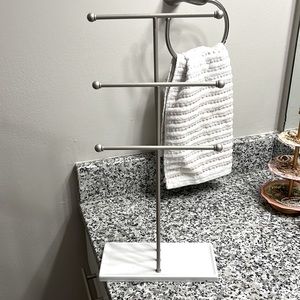 Silver Jewelry Stand Holder 3 Tier